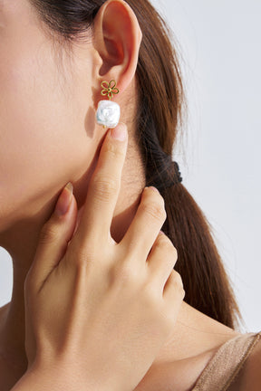 First Glimpse Earrings