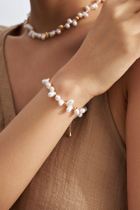 Flicker of Light Bracelet